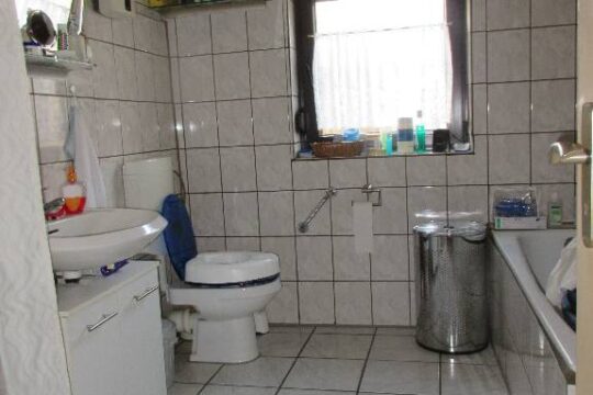 helles Badezimmer