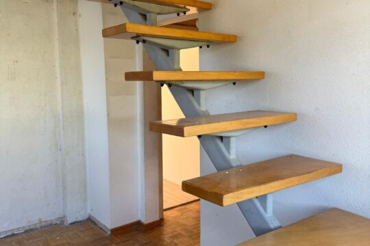 Treppe zum Dachgeschoss